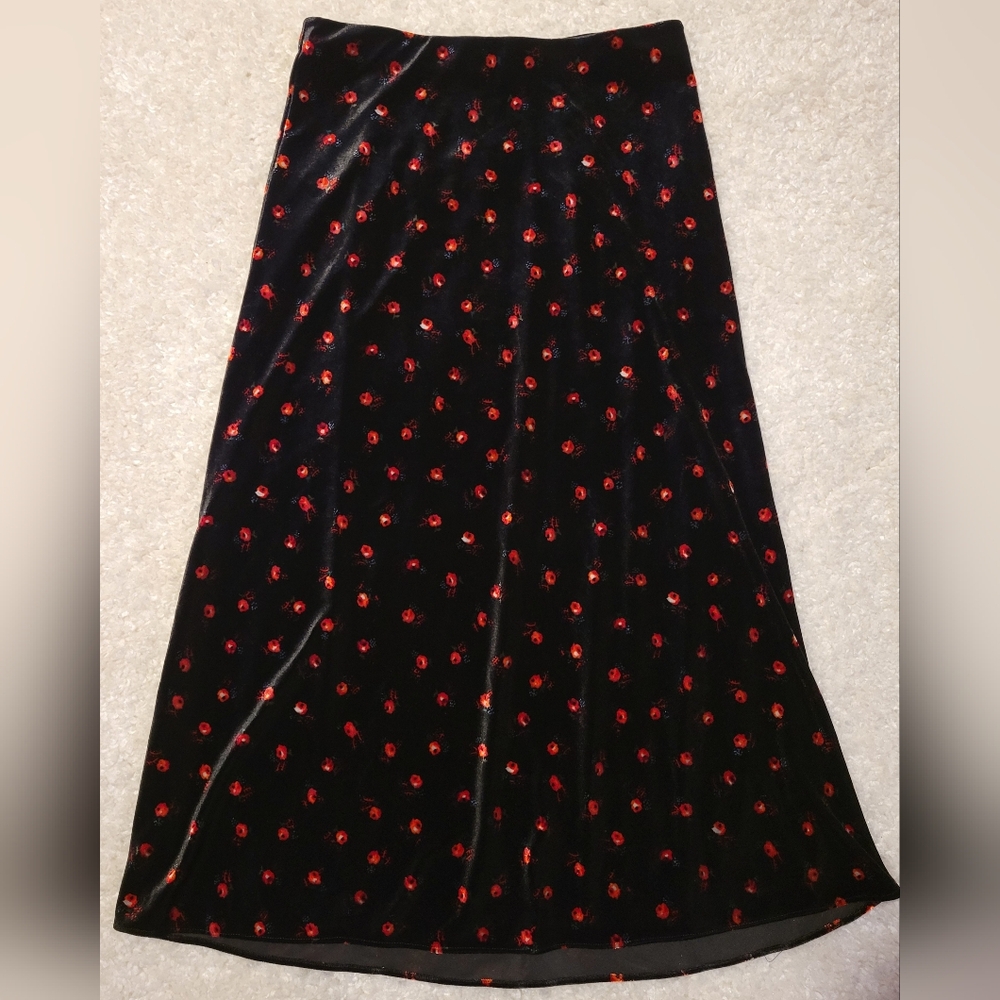 LOFT long black velvet skirt with red roses, size XS